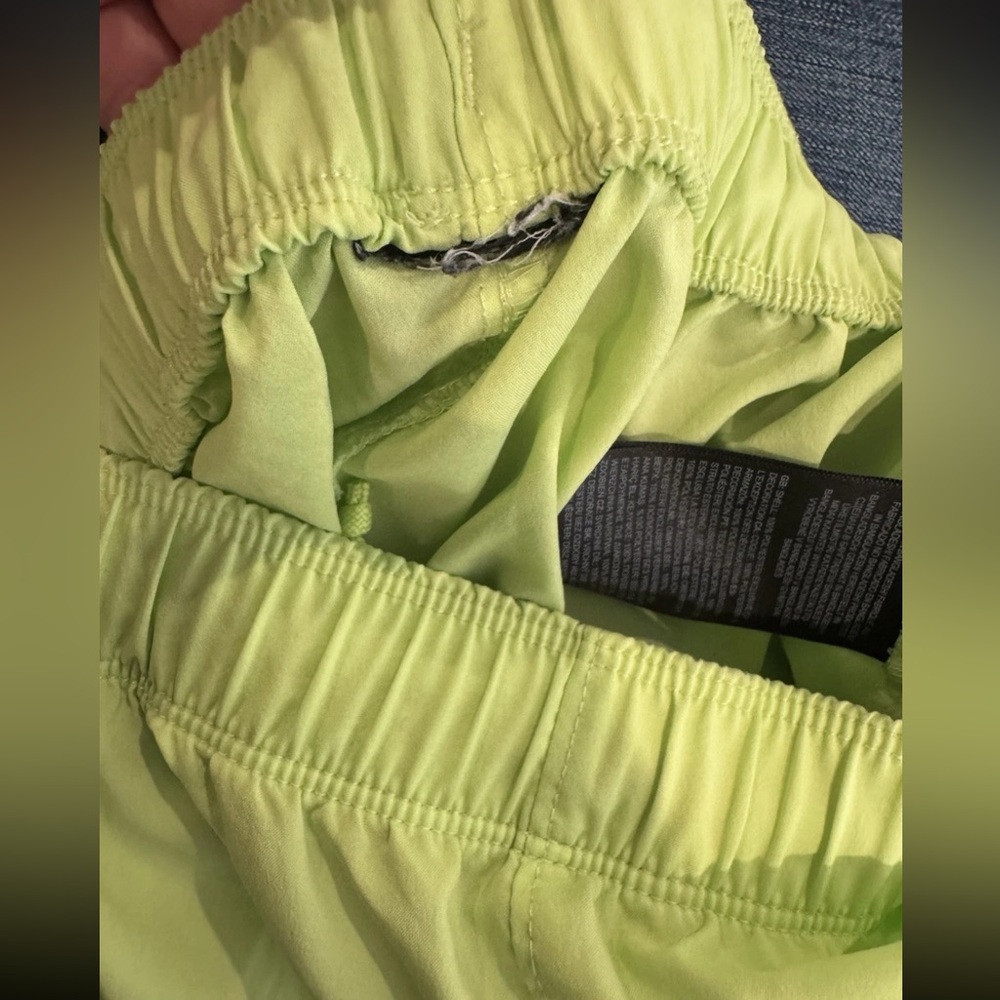 The North Face Black/Neon Green Women's Shorts Bundle Small - Picture 12 of 13